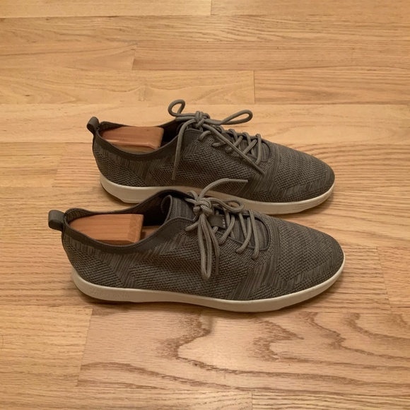 Perry Ellis Casual Mesh Sneakers - Picture 1 of 4